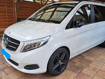 Gebraucht Mercedes V220 Avantgarde Edition 163 PS (119 kW) 2018 Weiß Van / Kleinbus