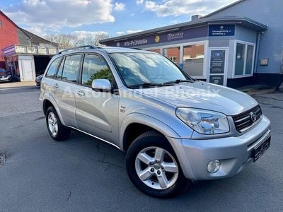 Gebraucht Toyota RAV4 Executive 150 PS (110 kW) 2005 Silber SUV