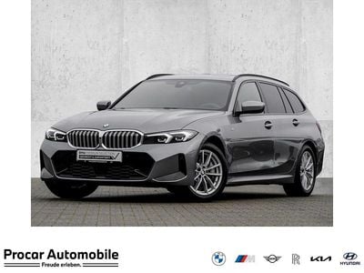 Grau Gebraucht 2025 BMW 330 M Sport Kombi | 44.990 € (Fairer Preis)