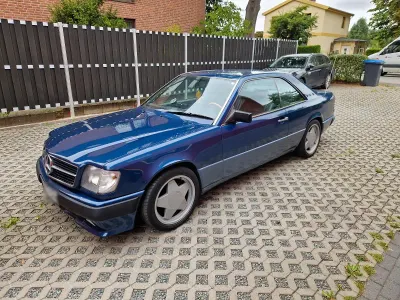 Gebraucht Mercedes 230 132 PS (97 kW) 1989 Blau Coupé