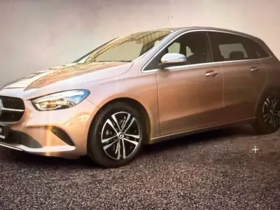 Gebraucht Mercedes B220 Progressive 190 PS (139 kW) 2023 Braun Van / Kleinbus