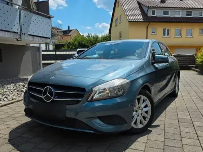 Gebraucht Mercedes A180 Style 122 PS (89 kW) 2013 Kleinwagen