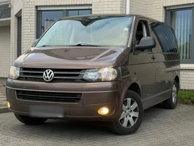 Gebraucht VW Multivan 140 PS (102 kW) 2011 Braun Van / Kleinbus