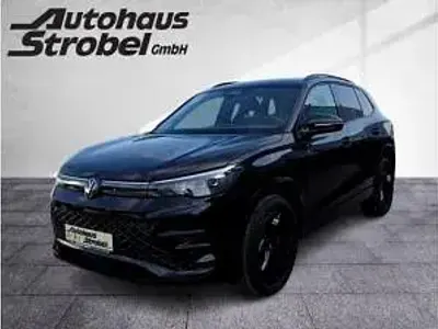 Neu VW Tiguan R-line 150 PS (110 kW) 2026 Schwarz SUV
