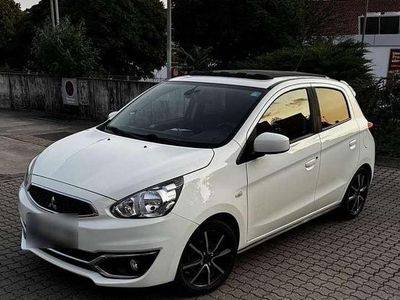 Gebraucht Mitsubishi Space Star Top 80 PS (58 kW) 2017 Weiß Limousine