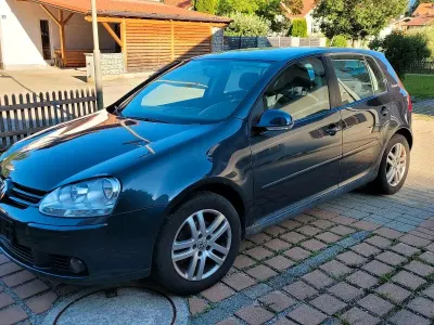 Gebraucht VW Golf V 115 PS (84 kW) 2007 Blau Kleinwagen