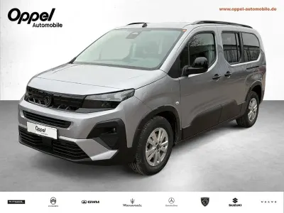 Neu Peugeot Rifter Allure 131 PS (96 kW) 2026 Grau Van / Kleinbus