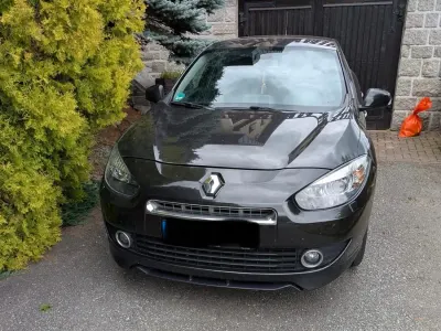 Gebraucht Renault Fluence 110 PS (80 kW) 2012 Schwarz Limousine