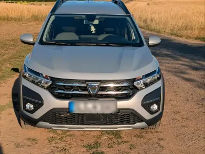 Gebraucht Dacia Jogger 110 PS (80 kW) 2023 Grau Van / Kleinbus