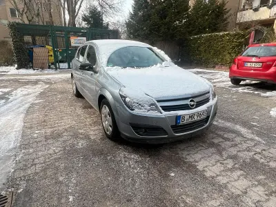 Gebraucht Opel Astra Sport 105 PS (77 kW) 2005 Kleinwagen
