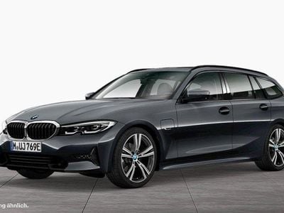 BMW 330e