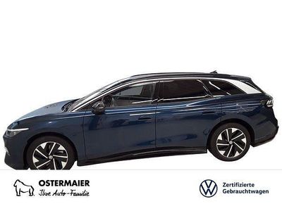 Aquamarinblau metallic Gebraucht 2025 VW ID.7 Pro Kombi | 48.705 € (Fairer Preis)