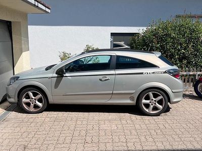 Opel Astra GTC