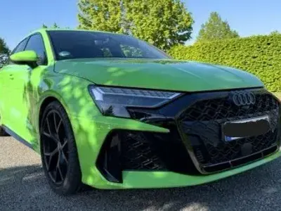 Gebraucht Audi RS3 Sport 400 PS (294 kW) 2025 Grün Limousine
