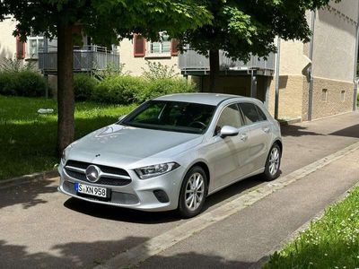 gebraucht Mercedes A220 A 2207G / Xenon / SHZ / TEMP / MBUX / KAMERA / LE