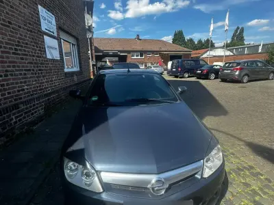 Gebraucht Opel Tigra 69 PS (50 kW) 2007 Blau Cabrio