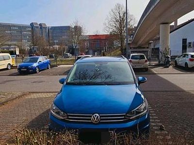 Gebraucht VW Touran 110 PS (80 kW) 2016 Blau Van / Kleinbus