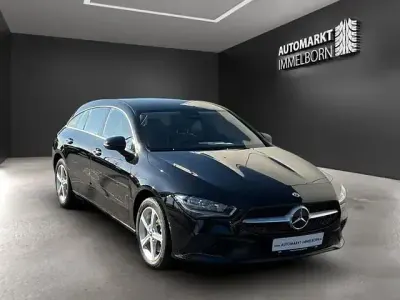 Gebraucht Mercedes CLA250 305 PS (224 kW) 2022 Schwarz Coupé