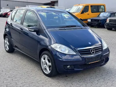 Gebraucht Mercedes A200 136 PS (100 kW) 2005 Blau Limousine