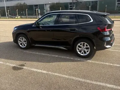 Second-hand BMW X1 Sport Line 163 CP (119 kW) 2025 Negru SUV