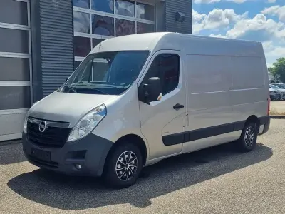 Usata Opel Movano 131 CV (96 kW) 2018 Argento Furgone