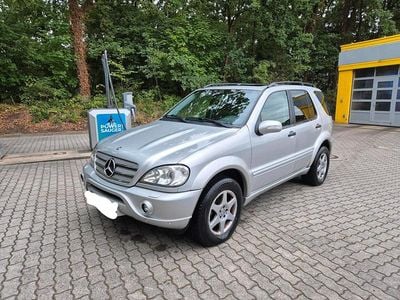 Silber Gebraucht 2002 Mercedes ML270 AMG SUV | 5.900 €