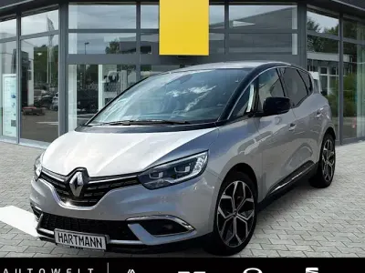 Gebraucht Renault Scenic E-Tech Intens 140 PS (102 kW) 2021 Silber Van / Kleinbus
