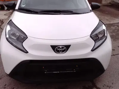 Gebraucht Toyota Aygo X 72 PS (52 kW) 2023 Weiß SUV