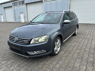 Gebraucht VW Passat Alltrack Basis 170 PS (125 kW) 2012 Grau Kombi