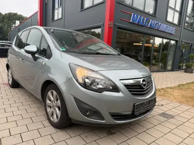 Gebraucht Opel Meriva Edition 120 PS (88 kW) 2010 Silber Van / Kleinbus