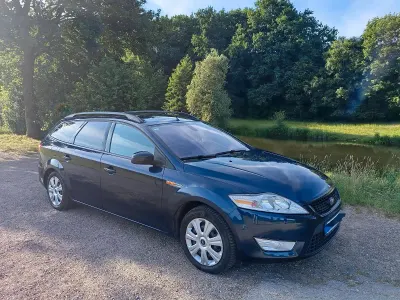 Gebraucht Ford Mondeo 140 PS (102 kW) 2008 Blau Limousine