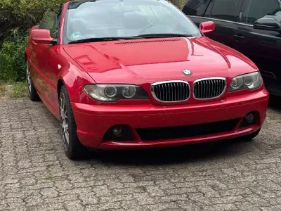 Gebraucht BMW 318 Cabriolet Sport Line 143 PS (105 kW) 2005 Rot Cabrio