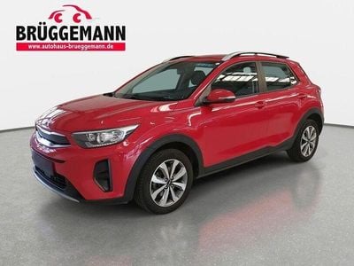 Usata Kia Stonic Vision 84 CV (61 kW) 2023 Rosso SUV