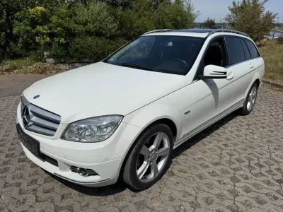 Gebraucht Mercedes C180 Avantgarde 156 PS (114 kW) 2011 Weiß Limousine