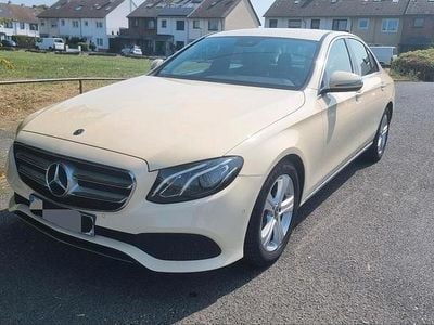 Gebraucht Mercedes E200 150 PS (110 kW) 2017 Beige Limousine