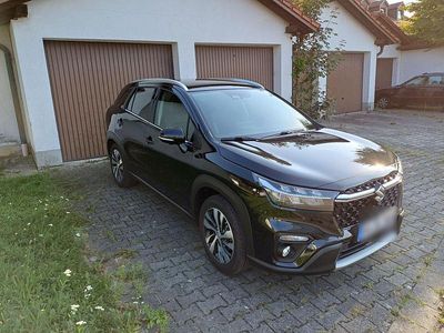 Schwarz Gebraucht 2023 Suzuki SX4 S-Cross Comfort+ Kleinwagen | 18.900 € (Fairer Preis)