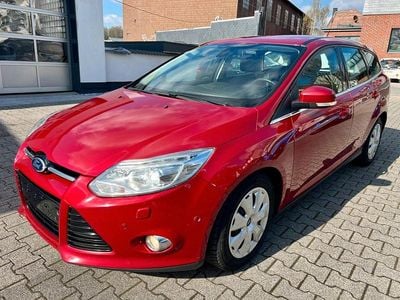 Usata Ford Focus Titanium 140 CV (102 kW) 2012 Rosso Station wagon