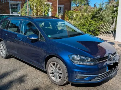 Gebraucht VW Golf VII Business 116 PS (85 kW) 2018 Blau Kombi