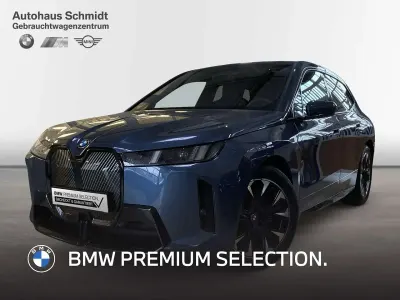 Gebraucht BMW iX M Sport 400 kW (544 PS) 2025 Arctic race blue SUV