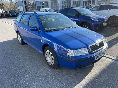 Używany Skoda Octavia Tour 102 KM (75 kW) 2006 Niebieski Kombi