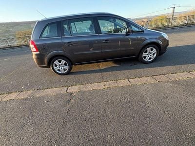 Gebraucht Opel Zafira Edition 140 PS (102 kW) 2009 Grau Van / Kleinbus