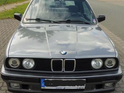 Gebraucht BMW 318 Cabriolet Sport Line 113 PS (83 kW) 1992 Silber Cabrio