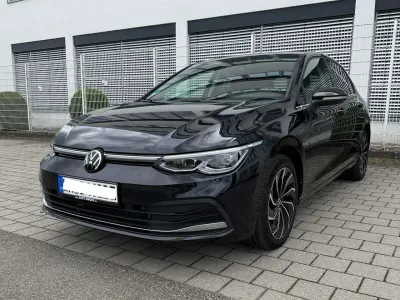 Gebraucht VW Golf VIII Style 150 PS (110 kW) 2022 Schwarz Limousine
