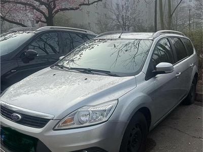 Usata Ford Focus 105 CV (77 kW) 2009 Argento Station wagon