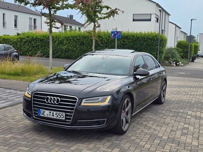 Audi A8L