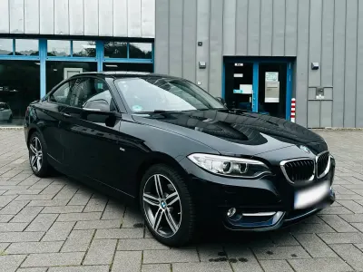 Gebraucht BMW 218 Sport Line 150 PS (110 kW) 2016 Schwarz Coupé