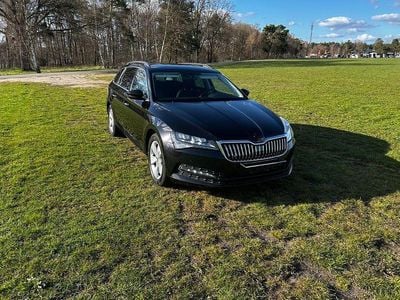 Second-hand Skoda Superb Active 150 CP (110 kW) 2021 Negru Break