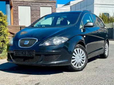 Second-hand Seat Altea XL Comfort 105 CP (77 kW) 2008 Negru Monovolum