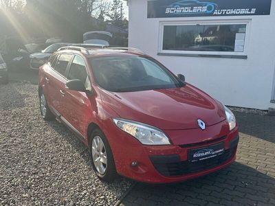 Rot Gebraucht 2012 Renault Mégane III Limousine | 6.990 € (Etwas zu teuer)