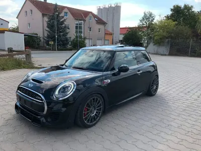 Gebraucht Mini John Cooper Works 231 PS (169 kW) 2017 Schwarz Kleinwagen
